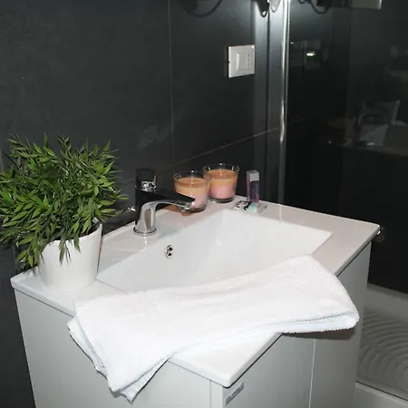 The Upper 3* Rome