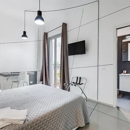 The Upper 4* Roma
